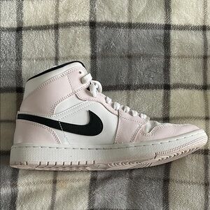 Jordan Women's Sneakers in Pink and White
